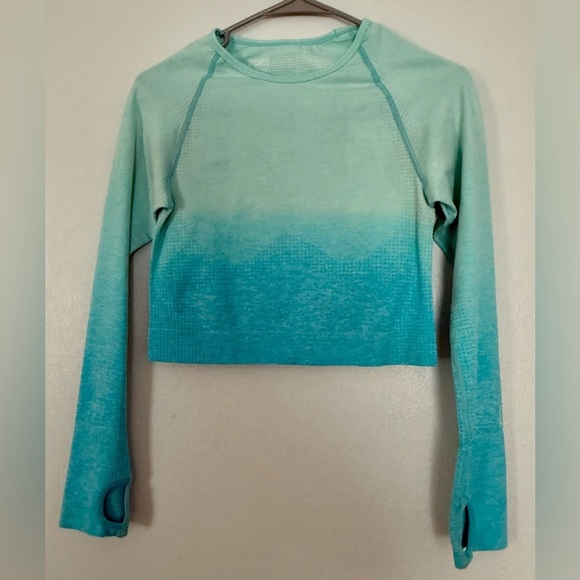 Victoria’s Secret PINK Seamless Cropped Workout Top M Blue Ombré Long Sleeve - Picture 2 of 5